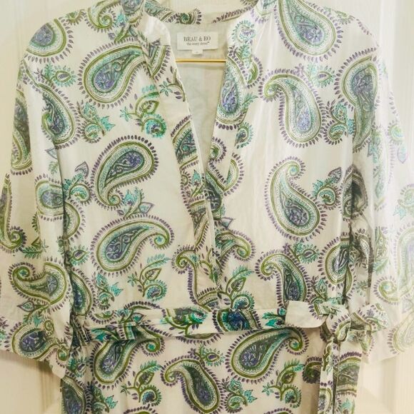 BEAU & RO Paisley Wrap with 3/4 sleeves. - Picture 16 of 16